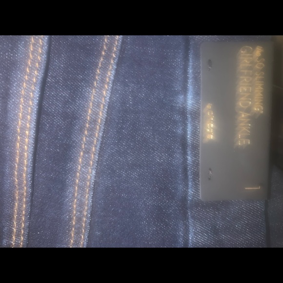 Chico’s So Slimming Girlfriend Ankle Jeans - Picture 8 of 8